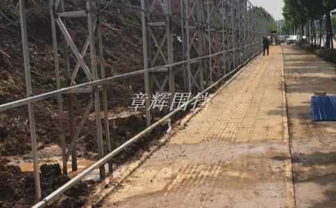金屬?lài)鷵醯膬r(jià)格是否合理，是否能夠滿(mǎn)足不同預(yù)算和使用需求的要求？