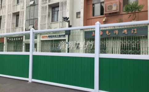 金屬圍擋在道路和交通建設(shè)中的作用是什么？